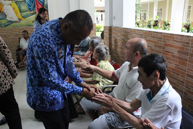 Baksos8