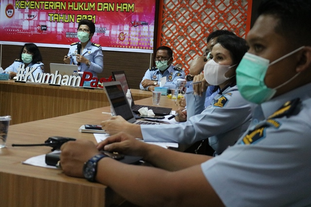 rapat akeb4