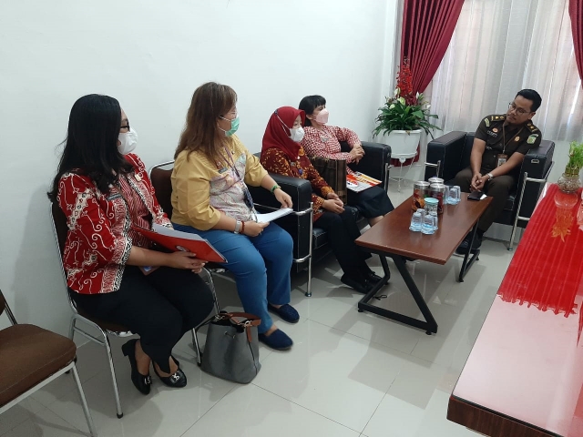 sambangi kejaksaan belawan2
