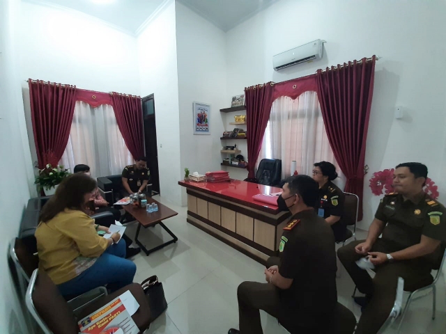 sambangi kejaksaan belawan3