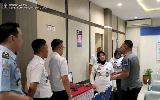 Kadivmin dan Kadivim Kanwil Kemenkumham Sumut Dampingi Kunjungan Inspektur Wilayah V ke Imigrasi Medan3