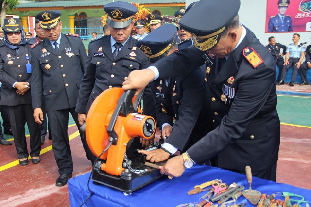 Penghargaan Kepada Petugas Dan UPT Pemasyarakatan Yang Berprestasi6