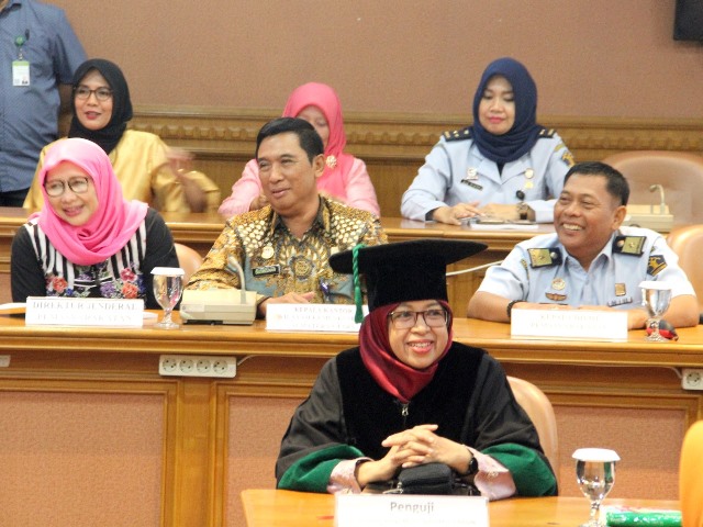 Sri Puguh Utami Hadiri Ujian Promosi Doktor3