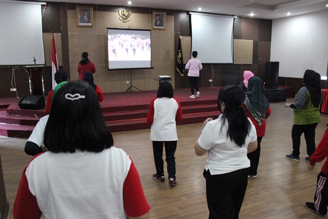 Wanita Kanwil4