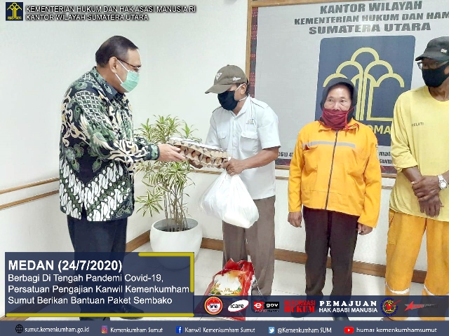 ZZBerbagi Di Tengah Pandemi Covid 19 Persatuan Pengajian Kanwil Kemenkumham Sumut Berikan Bantuan Paket Sembako