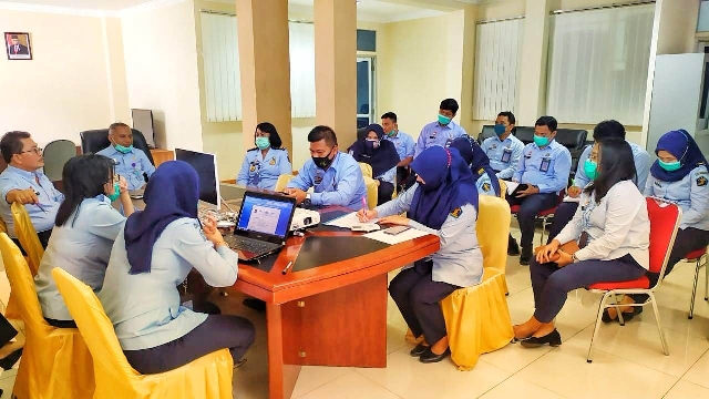 ZZKepala Divisi Imigrasi Gelar 3