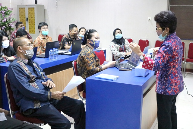 ZZOptimalisasi Evaluasi Kinerja Anggaran Kanwil Beri Penguatan Operator Aplikasi E Monev3