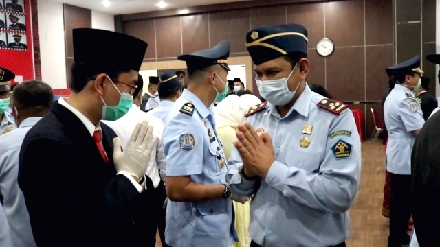 ZZPejabat Administrasi Jabatan Fungsional Tertentu Pengganti Antar Waktu Majelis Pengawas Daerah Notaris dan Penyidik Pegawai Negeri Sipil17
