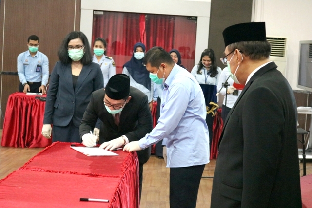 ZZPejabat Administrasi Jabatan Fungsional Tertentu Pengganti Antar Waktu Majelis Pengawas Daerah Notaris dan Penyidik Pegawai Negeri Sipil3
