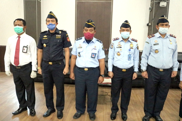 ZZPejabat Administrasi Jabatan Fungsional Tertentu Pengganti Antar Waktu Majelis Pengawas Daerah Notaris dan Penyidik Pegawai Negeri Sipil6