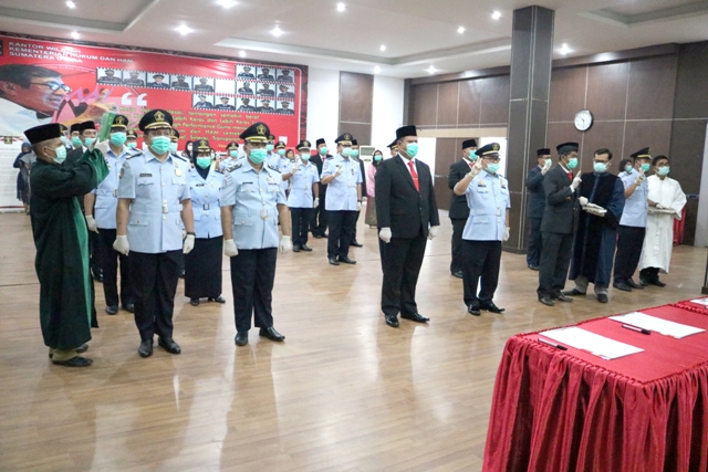 ZZPejabat Administrasi Jabatan Fungsional Tertentu Pengganti Antar Waktu Majelis Pengawas Daerah Notaris dan Penyidik Pegawai Negeri Sipil8