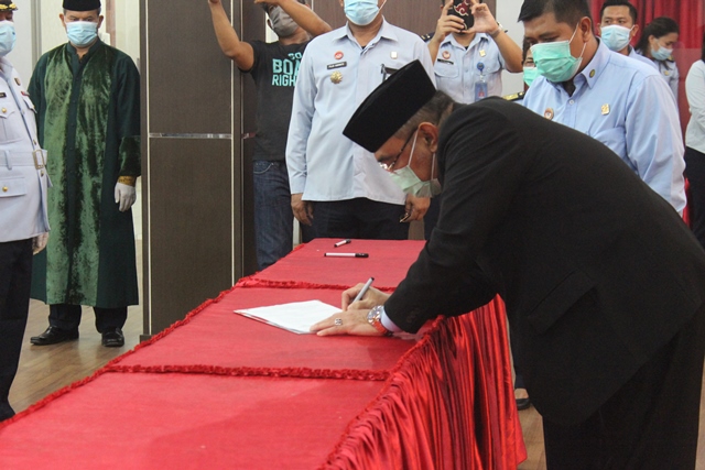 ZZPejabat Administrasi Pengganti Antar Waktu Majelis Pengawas Daerah Notaris PPNS dan Sumpah Setia Pewarganegaraan3