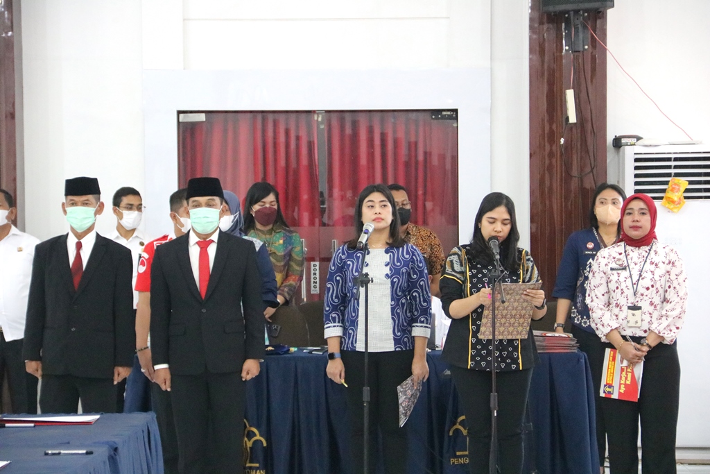 ZZZ52 Orang Pejabat Administrasi6