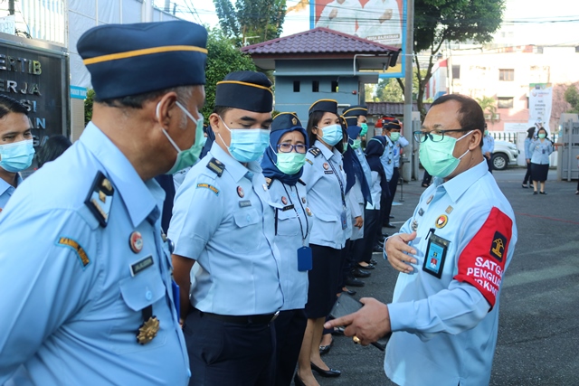 ZZZPelaksanaan Apel Pagi6