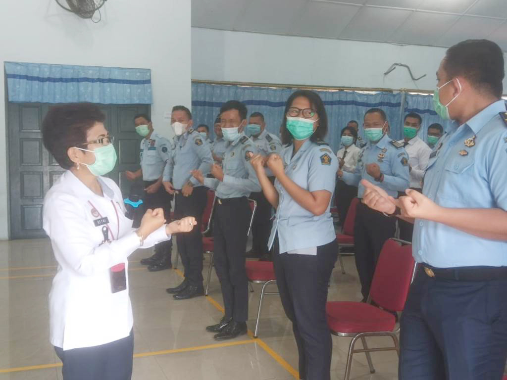 ZZZSosialisasi Aplikasi SIMPEG dan Sisumaker Kadiv Administrasi Lakukan Kunjungan Ke Rutan Kelas I Medan4