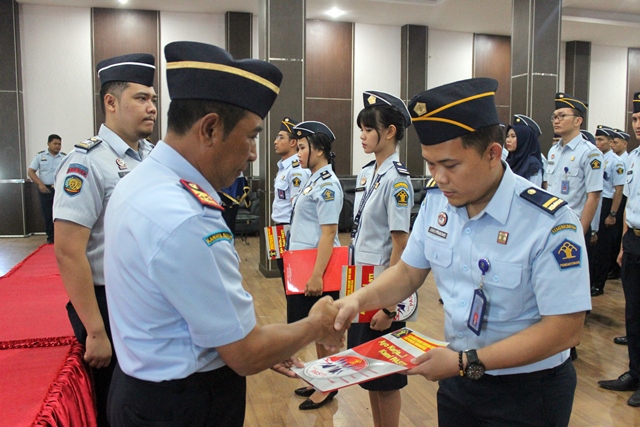 zKakanwil Lantik Dan Ambil Sumpah Pegawai Negeri Sipil10