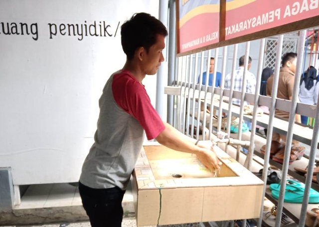 zMOU penanganan overstaying sekaligus sosialisasi pencegahan Coronavirus COVID 19 di Lembaga Pemasyarakatan Kelas II A Rantau Perapat11