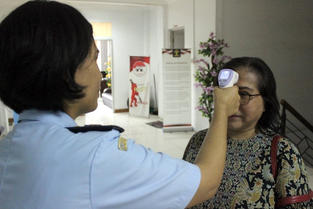 zPegawai Kanwil Sumut Wajib Ikuti Body Thermal Check4
