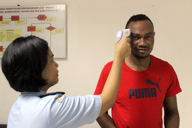 zPegawai Kanwil Sumut Wajib Ikuti Body Thermal Check5