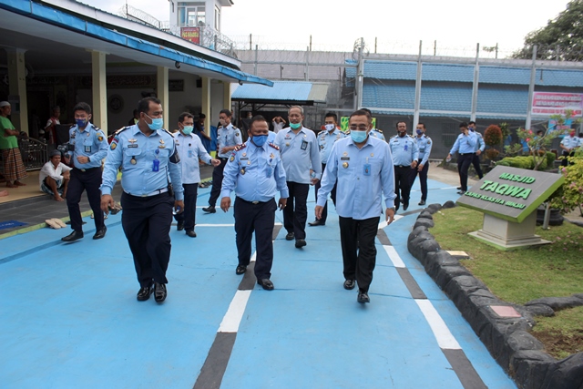 zPenguatan Satker Menuju WBKWBBM Kakanwil Kunjungi Lapas Binjai5