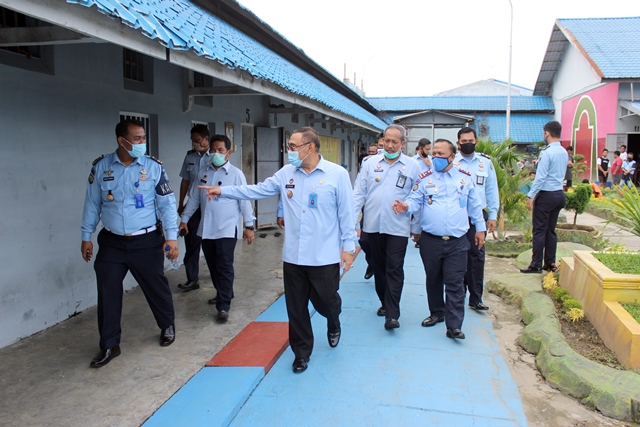 zPenguatan Satker Menuju WBKWBBM Kakanwil Kunjungi Lapas Binjai6
