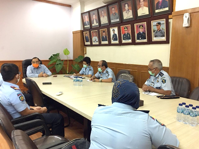 zTanggap Darurat Covid 19 Kakanwil Membahas Progres Penanganan Covid 19 di Lingkungan Kanwil Kemenkumham Sumut3